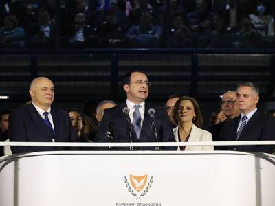 &Nu;. &Chi;&rho;&iota;&sigma;&tau;&omicron;&delta;&omicron;&upsilon;&lambda;ί&delta;&eta;&sigmaf;: &Eta; &Epsilon;&lambda;&lambda;ά&delta;&alpha; &epsilon;ί&nu;&alpha;&iota; &tau;&omicron; &sigma;&tau;ή&rho;&iota;&gamma;&mu;ά &mu;&alpha;&sigmaf; &kappa;&alpha;&iota; &omicron; &alpha;&nu;&iota;&delta;&iota;&omicron;&tau;&epsilon;&lambda;ή&sigmaf; &mu;&alpha;&sigmaf; &sigma;ύ&mu;&mu;&alpha;&chi;&omicron;&sigmaf; - &Pi;&epsilon;&rho;&alpha;&iota;&tau;έ&rho;&omega; &epsilon;&nu;ί&sigma;&chi;&upsilon;&sigma;&eta; &tau;&omega;&nu; &sigma;&chi;έ&sigma;&epsilon;&omega;&nu; &sigma;&epsilon; ό&lambda;&omicron;&upsilon;&sigmaf; &tau;&omicron;&upsilon;&sigmaf; &tau;&omicron;&mu;&epsilon;ί&sigmaf;