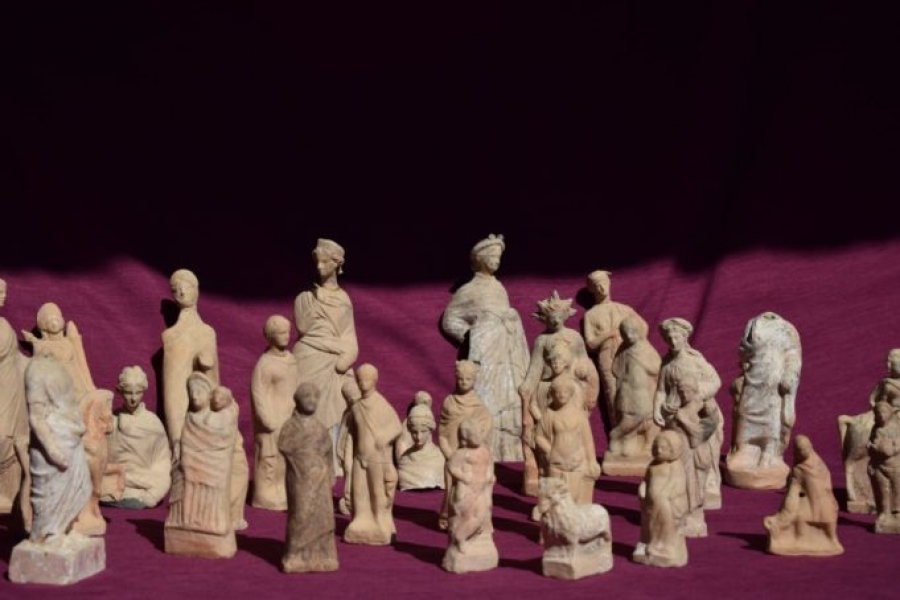 &Tau;&omicron;&upsilon;&rho;&kappa;ί&alpha;: &Alpha;&nu;&alpha;&kappa;&alpha;&lambda;ύ&phi;&theta;&eta;&kappa;&epsilon; &mu;&epsilon;&gamma;ά&lambda;&omicron;&sigmaf; &alpha;&rho;&iota;&theta;&mu;ό&sigmaf; &epsilon;&iota;&delta;&omega;&lambda;ί&omega;&nu; &pi;&omicron;&upsilon; &alpha;&pi;&epsilon;&iota;&kappa;&omicron;&nu;ί&zeta;&omicron;&upsilon;&nu; &alpha;&rho;&chi;&alpha;ί&omicron;&upsilon;&sigmaf; Έ&lambda;&lambda;&eta;&nu;&epsilon;&sigmaf; &theta;&epsilon;&omicron;ύ&sigmaf;