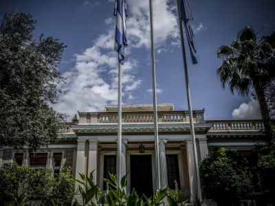 &Kappa;&upsilon;&beta;&epsilon;&rho;&nu;&eta;&tau;&iota;&kappa;έ&sigmaf; &pi;&eta;&gamma;έ&sigmaf;: &Sigma;&epsilon; &pi;&lambda;ή&rho;&eta; &sigma;&upsilon;&nu;&epsilon;&nu;&nu;ό&eta;&sigma;&eta; &Mu;&eta;&tau;&sigma;&omicron;&tau;ά&kappa;&eta;&sigmaf; - &Delta;έ&nu;&delta;&iota;&alpha;&sigmaf;, &omicron;&iota; &theta;έ&sigma;&epsilon;&iota;&sigmaf; &mu;&alpha;&sigmaf; &beta;&alpha;&sigma;ί&zeta;&omicron;&nu;&tau;&alpha;&iota; &sigma;&tau;&omicron; &delta;&iota;&epsilon;&theta;&nu;έ&sigmaf; &delta;ί&kappa;&alpha;&iota;&omicron;