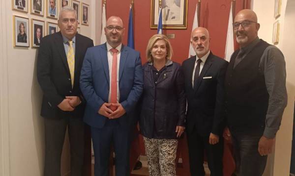 Έ&nu;&tau;&alpha;&xi;&eta; &tau;&omicron;&upsilon; &Pi;&Sigma;&Alpha;&Sigma; &sigma;&tau;&omicron;&upsilon;&sigmaf; &kappa;ό&lambda;&pi;&omicron;&upsilon;&sigmaf; &tau;&eta;&sigmaf; &Pi;&Omicron;&Alpha;&Delta;