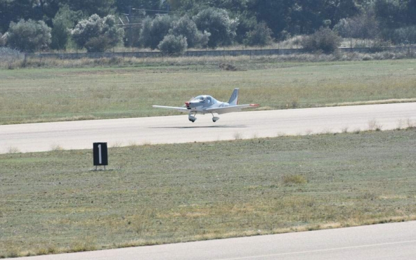 &Kappa;&omicron;&zeta;ά&nu;&eta;: &Epsilon;&kappa;&pi;&alpha;&iota;&delta;&epsilon;&upsilon;&tau;&iota;&kappa;ό &alpha;&epsilon;&rho;&omicron;&sigma;&kappa;ά&phi;&omicron;&sigmaf; &beta;&gamma;ή&kappa;&epsilon; &epsilon;&kappa;&tau;ό&sigmaf; &alpha;&epsilon;&rho;&omicron;&delta;&iota;&alpha;&delta;&rho;ό&mu;&omicron;&upsilon;