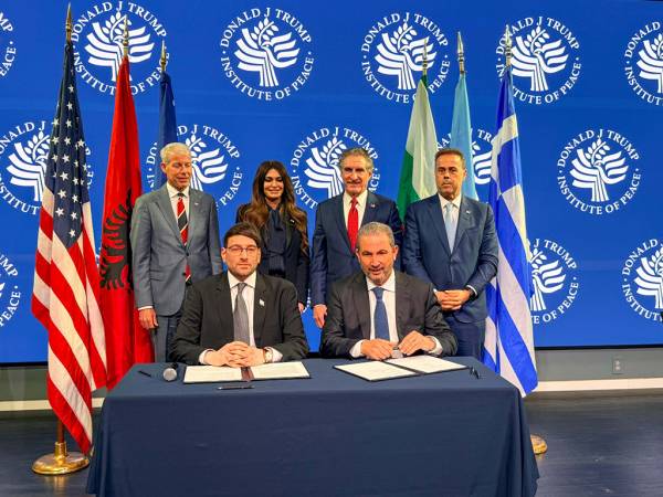 Atlantic SEE LNG Trade: &Omicron;&iota; 4 &mu;&alpha;&kappa;&rho;&omicron;&chi;&rho;ό&nu;&iota;&epsilon;&sigmaf; &sigma;&upsilon;&mu;&phi;&omega;&nu;ί&epsilon;&sigmaf; &pi;ώ&lambda;&eta;&sigma;&eta;&sigmaf; LNG &pi;&omicron;&upsilon; &upsilon;&pi;έ&gamma;&rho;&alpha;&psi;&epsilon; &sigma;&tau;&eta;&nu; &Omicron;&upsilon;ά&sigma;&iota;&nu;&gamma;&kappa;&tau;&omicron;&nu;