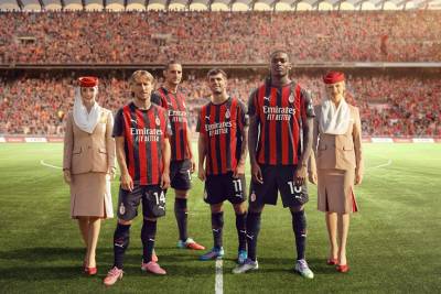 Emirates &kappa;&alpha;&iota; AC Milan &epsilon;&pi;έ&kappa;&tau;&epsilon;&iota;&nu;&alpha;&nu; &tau;&eta; &sigma;&upsilon;&nu;&epsilon;&rho;&gamma;&alpha;&sigma;ί&alpha; &tau;&omicron;&upsilon;&sigmaf;