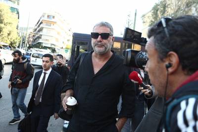 Έ&nu;&omicron;&chi;&omicron;&sigmaf; &omicron; &Beta;&alpha;&sigma;ί&lambda;&eta;&sigmaf; &Mu;&pi;&iota;&sigma;&mu;&pi;ί&kappa;&eta;&sigmaf; &gamma;&iota;&alpha; &tau;&omicron; &tau;&rho;&omicron;&chi;&alpha;ί&omicron; &sigma;&tau;&eta; &Phi;&iota;&lambda;&omicron;&theta;έ&eta; - &Chi;&rho;&eta;&mu;&alpha;&tau;&iota;&kappa;ή &pi;&omicron;&iota;&nu;ή 7.000 &epsilon;&upsilon;&rho;ώ