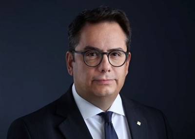 &Beta;&lambda;&alpha;&chi;ό&pi;&omicron;&upsilon;&lambda;&omicron;&sigmaf; (&Tau;&rho;ά&pi;&epsilon;&zeta;&alpha; &Pi;&epsilon;&iota;&rho;&alpha;&iota;ώ&sigmaf;): &Sigma;&tau;&rho;&alpha;&tau;&eta;&gamma;&iota;&kappa;ή &eta; &chi;&rho;&eta;&mu;&alpha;&tau;&omicron;&delta;ό&tau;&eta;&sigma;&eta; &epsilon;&pi;&epsilon;&nu;&delta;ύ&sigma;&epsilon;&omega;&nu; &sigma;&tau;&omicron;&nu; &tau;&omicron;&upsilon;&rho;&iota;&sigma;&tau;&iota;&kappa;ό &kappa;&lambda;ά&delta;&omicron;