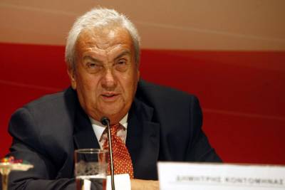 &Pi;έ&theta;&alpha;&nu;&epsilon; &omicron; &Delta;&eta;&mu;ή&tau;&rho;&eta;&sigmaf; &Kappa;&omicron;&nu;&tau;&omicron;&mu;&eta;&nu;ά&sigmaf;