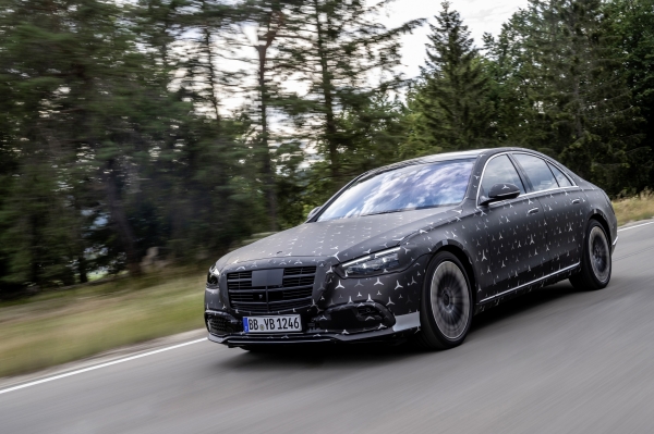 Mercedes: &Pi;&tau;ώ&sigma;&eta; &kappa;&alpha;&tau;ά 7,5% &sigma;&tau;&iota;&sigmaf; &pi;&omega;&lambda;ή&sigma;&epsilon;&iota;&sigmaf; &alpha;&upsilon;&tau;&omicron;&kappa;&iota;&nu;ή&tau;&omega;&nu; &tau;&omicron; 2020