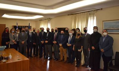 &Kappa;&omicron;&pi;ή &pi;ί&tau;&alpha;&sigmaf; &tau;&eta;&sigmaf; &Rho;&upsilon;&theta;&mu;&iota;&sigma;&tau;&iota;&kappa;ή&sigmaf; &Alpha;&rho;&chi;ή&sigmaf; &Lambda;&iota;&mu;έ&nu;&omega;&nu;
