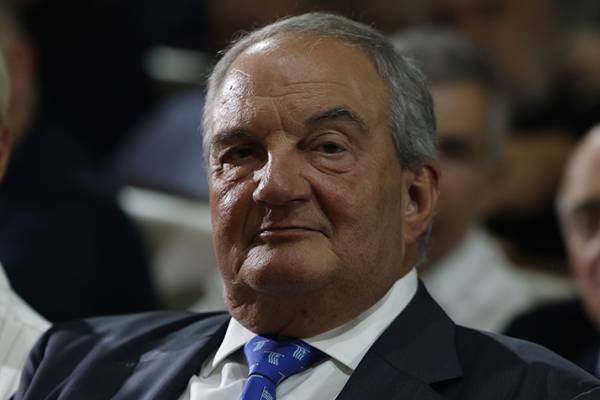 &Nu;έ&omicron;&sigmaf; &pi;&rho;ό&epsilon;&delta;&rho;&omicron;&sigmaf; &tau;&eta;&sigmaf; Syndea &omicron; &Kappa;ώ&sigma;&tau;&alpha;&sigmaf; &Kappa;&alpha;&rho;&alpha;&mu;&alpha;&nu;&lambda;ή&sigmaf;