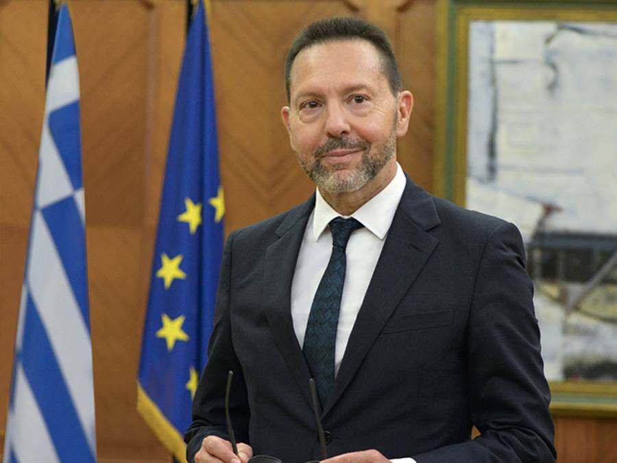&Gamma;. &Sigma;&tau;&omicron;&upsilon;&rho;&nu;ά&rho;&alpha;&sigmaf; &sigma;&tau;&eta;&nu; &Epsilon;&Alpha;&Epsilon;&Epsilon;: &Omicron; &rho;ό&lambda;&omicron;&sigmaf; &tau;&eta;&sigmaf; &iota;&delta;&iota;&omega;&tau;&iota;&kappa;ή&sigmaf; &alpha;&sigma;&phi;ά&lambda;&iota;&sigma;&eta;&sigmaf; &mu;&pi;&omicron;&rho;&epsilon;ί &nu;&alpha; &kappa;&alpha;&tau;&alpha;&sigma;&tau;&epsilon;ί &pi;&iota;&omicron; &omicron;&upsilon;&sigma;&iota;&alpha;&sigma;&tau;&iota;&kappa;ό&sigmaf;
