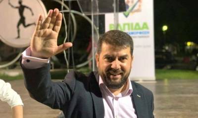 &Alpha;΄ &alpha;&nu;&tau;&iota;&pi;&rho;ό&epsilon;&delta;&rho;&omicron;&sigmaf; &tau;&eta;&sigmaf; &Epsilon;&pi;&iota;&tau;&rho;&omicron;&pi;ή&sigmaf; &Kappa;&epsilon;&phi;&alpha;&lambda;&alpha;&iota;&alpha;&gamma;&omicron;&rho;ά&sigmaf; &omicron; &chi;&rho;&eta;&mu;&alpha;&tau;&omicron;&omicron;&iota;&kappa;&omicron;&nu;&omicron;&mu;&iota;&kappa;ό&sigmaf; &alpha;&nu;&alpha;&lambda;&upsilon;&tau;ή&sigmaf; &kappa;. &Mu;&iota;&chi;ά&lambda;&eta;&sigmaf; &Phi;έ&kappa;&kappa;&alpha;&sigmaf;