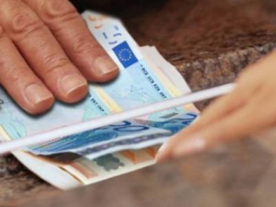 &Sigma;&upsilon;&nu;&alpha;&lambda;&lambda;&alpha;&gamma;έ&sigmaf; &sigma;&tau;&alpha; &tau;&rho;&alpha;&pi;&epsilon;&zeta;&iota;&kappa;ά &kappa;&alpha;&tau;&alpha;&sigma;&tau;ή&mu;&alpha;&tau;&alpha; &mu;&epsilon;&tau;ά &tau;&alpha; &nu;έ&alpha; &mu;έ&tau;&rho;&alpha;
