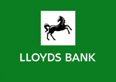 Lloyds Bank strengthens support for vulnerable and older customers with new Trusted Person Card