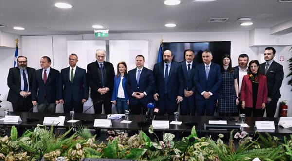 &Upsilon;&pi;&omicron;&gamma;&rho;&alpha;&phi;ή &sigma;ύ&mu;&beta;&alpha;&sigma;&eta;&sigmaf; 9,5 &epsilon;&kappa;&alpha;&tau;. &epsilon;&upsilon;&rho;ώ &gamma;&iota;&alpha; &tau;&eta;&nu; &alpha;&pi;&omicron;&kappa;&alpha;&tau;ά&sigma;&tau;&alpha;&sigma;&eta; &tau;&omicron;&upsilon; &Lambda;&iota;&mu;έ&nu;&alpha; &Beta;ό&lambda;&omicron;&upsilon; &mu;&epsilon;&tau;ά &tau;&iota;&sigmaf; &kappa;&alpha;&kappa;&omicron;&kappa;&alpha;&iota;&rho;ί&epsilon;&sigmaf; &ldquo;Daniel&rdquo; &kappa;&alpha;&iota; &ldquo;Elias&rdquo;
