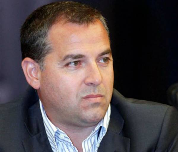 &Pi;. &Chi;&alpha;&tau;&zeta;&eta;&iota;&omega;ά&nu;&nu;&omicron;&upsilon; (Safe Bulkers): &Chi;&omega;&rho;ί&sigmaf; &Epsilon;&lambda;&lambda;ά&delta;&alpha; &kappa;&alpha;&iota; &Kappa;ύ&pi;&rho;&omicron; &laquo;&tau;&epsilon;&lambda;&epsilon;&iota;ώ&nu;&epsilon;&iota;&raquo; &eta; &epsilon;&upsilon;&rho;&omega;&pi;&alpha;ϊ&kappa;ή &nu;&alpha;&upsilon;&tau;&iota;&lambda;ί&alpha;