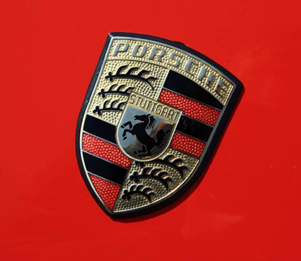 &Nu;&tau;&epsilon;&mu;&pi;&omicron;ύ&tau;&omicron; &tau;&eta;&sigmaf; Porsche AG &sigma;&tau;&omicron; &Chi;&rho;&eta;&mu;&alpha;&tau;&iota;&sigma;&tau;ή&rho;&iota;&omicron;