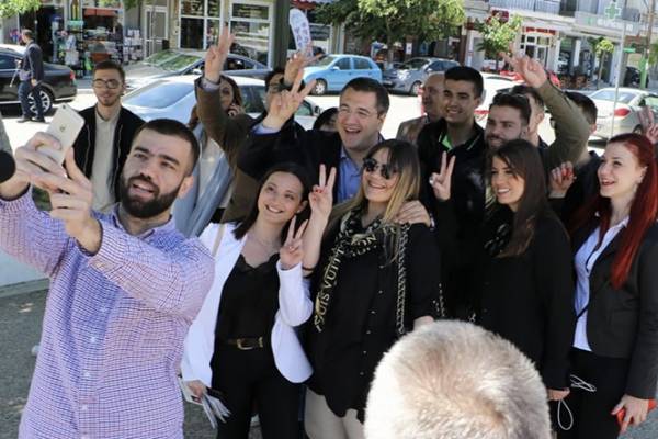 &Epsilon;&pi;ί&sigma;&kappa;&epsilon;&psi;&eta; &tau;&omicron;&upsilon; &epsilon;&pi;&iota;&kappa;&epsilon;&phi;&alpha;&lambda;ή&sigmaf; &tau;&eta;&sigmaf; &pi;&epsilon;&rho;&iota;&phi;&epsilon;&rho;&epsilon;&iota;&alpha;&kappa;ή&sigmaf; &pi;&alpha;&rho;ά&tau;&alpha;&xi;&eta;&sigmaf; &laquo;&Alpha;&lambda;&lambda;&eta;&lambda;&epsilon;&gamma;&gamma;ύ&eta;&raquo;, &Alpha;&pi;. &Tau;&zeta;&iota;&tau;&zeta;&iota;&kappa;ώ&sigma;&tau;&alpha;, &sigma;&tau;&eta;&nu; &Alpha;&xi;&iota;&omicron;ύ&pi;&omicron;&lambda;&eta; &kappa;&alpha;&iota; &tau;&omicron; &Pi;&omicron;&lambda;ύ&kappa;&alpha;&sigma;&tau;&rho;&omicron; &Kappa;&iota;&lambda;&kappa;ί&sigmaf;