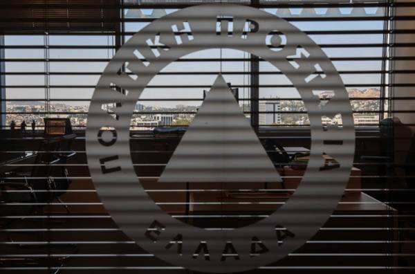 &Alpha;&pi;ό &tau;&omicron; &Tau;&alpha;&mu;&epsilon;ί&omicron; &Alpha;&nu;ά&kappa;&alpha;&mu;&psi;&eta;&sigmaf; &eta; &alpha;&gamma;&omicron;&rho;ά &omicron;&chi;&eta;&mu;ά&tau;&omega;&nu; 44.380.000 &epsilon;&upsilon;&rho;ώ &gamma;&iota;&alpha; &tau;&eta;&nu; &Pi;&omicron;&lambda;&iota;&tau;&iota;&kappa;ή &Pi;&rho;&omicron;&sigma;&tau;&alpha;&sigma;ί&alpha;
