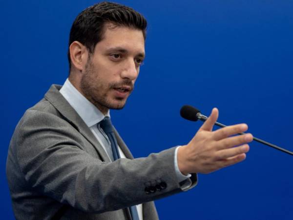 &Kappa;&upsilon;&rho;&alpha;&nu;ά&kappa;&eta;&sigmaf;: &Kappa;&alpha;&iota; &iota;&delta;&iota;ώ&tau;&epsilon;&sigmaf; &delta;&iota;&kappa;&eta;&gamma;ό&rho;&omicron;&iota; &gamma;&iota;&alpha; &tau;&iota;&sigmaf; &epsilon;&kappa;&kappa;&rho;&epsilon;&mu;ό&tau;&eta;&tau;&epsilon;&sigmaf; &tau;&omicron;&upsilon; &Kappa;&tau;&eta;&mu;&alpha;&tau;&omicron;&lambda;&omicron;&gamma;ί&omicron;&upsilon;