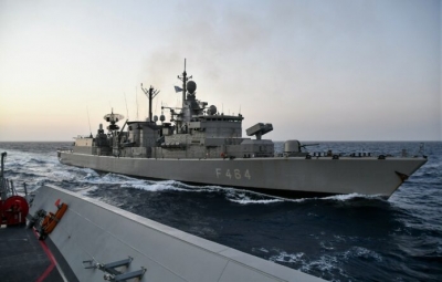 &Eta; &Phi;&rho;&epsilon;&gamma;ά&tau;&alpha; &Kappa;&Alpha;&Nu;&Alpha;&Rho;&Eta;&Sigma; &mu;&epsilon; &tau;&eta; &Sigma;&upsilon;&mu;&mu;&alpha;&chi;&iota;&kappa;ή &Nu;&alpha;&upsilon;&tau;&iota;&kappa;ή &Delta;ύ&nu;&alpha;&mu;&eta; &nu;ό&tau;&iota;&alpha; &tau;&eta;&sigmaf; &Kappa;&rho;ή&tau;&eta;&sigmaf;