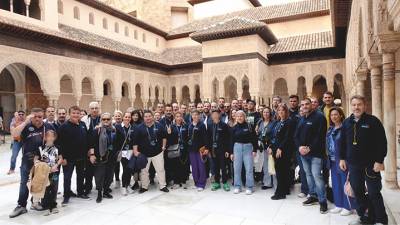 &Mu;&Iota;&Nu;&Epsilon;&Tau;&Tau;&Alpha; &Alpha;&sigma;&phi;&alpha;&lambda;&iota;&sigma;&tau;&iota;&kappa;ή: &Tau;&alpha;&xi;ί&delta;&iota; &epsilon;&pi;&iota;&beta;&rho;ά&beta;&epsilon;&upsilon;&sigma;&eta;&sigmaf; &sigma;&upsilon;&nu;&epsilon;&rho;&gamma;&alpha;&tau;ώ&nu; &sigma;&tau;&eta;&nu; &Alpha;&nu;&delta;&alpha;&lambda;&omicron;&upsilon;&sigma;ί&alpha;