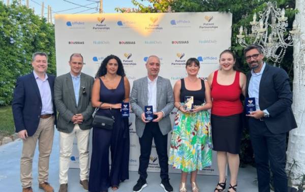 Pfizer Hellas: &Tau;έ&sigma;&sigma;&epsilon;&rho;&alpha; GOLD &Beta;&rho;&alpha;&beta;&epsilon;ί&alpha; &sigma;&tau;&alpha; &ldquo;Patient Partnership Awards&rdquo; 2022