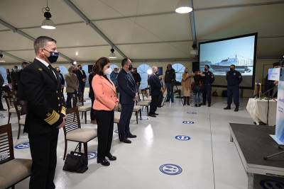 &Tau;&omicron; &tau;&rho;ί&tau;&omicron; &alpha;&pi;ό &tau;&alpha; 15 &nu;έ&alpha; &pi;&epsilon;&rho;&iota;&pi;&omicron;&lambda;&iota;&kappa;ά &sigma;&kappa;ά&phi;&eta; &mu;&epsilon; &sigma;ύ&gamma;&chi;&rho;&omicron;&nu;&omicron; &iota;&alpha;&tau;&rho;&iota;&kappa;ό &epsilon;&xi;&omicron;&pi;&lambda;&iota;&sigma;&mu;ό &pi;&alpha;&rho;έ&delta;&omega;&sigma;&epsilon; &sigma;&tau;&eta;&nu; &Kappa;έ&rho;&kappa;&upsilon;&rho;&alpha; &omicron; &Gamma;. &Pi;&lambda;&alpha;&kappa;&iota;&omega;&tau;ά&kappa;&eta;&sigmaf;