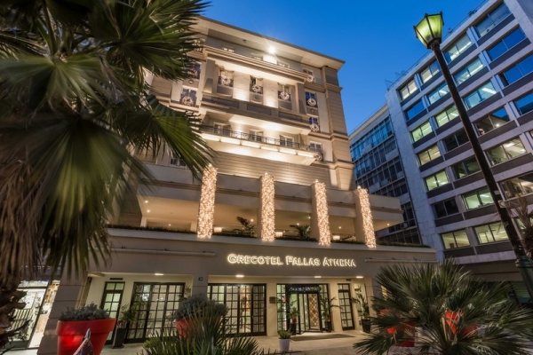 &Alpha;&nu;&omicron;ί&gamma;&epsilon;&iota; &tau;&iota;&sigmaf; &pi;ύ&lambda;&epsilon;&sigmaf; &tau;&omicron;&upsilon; &kappa;&alpha;&iota; &pi;ά&lambda;&iota; &tau;&omicron; Grecotel Pallas Athena