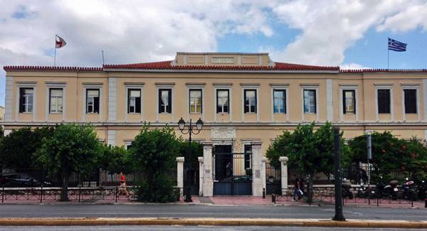 &Alpha;&rho;&epsilon;&tau;&alpha;ί&epsilon;&iota;&omicron;: &Nu;έ&omicron; &delta;&iota;&epsilon;&pi;&iota;&sigma;&tau;&eta;&mu;&omicron;&nu;&iota;&kappa;ό &iota;&alpha;&tau;&rho;&epsilon;ί&omicron; &Iota;&Phi;&Nu;&Epsilon; - &Omicron;&lambda;&iota;&sigma;&tau;&iota;&kappa;ή &phi;&rho;&omicron;&nu;&tau;ί&delta;&alpha; &gamma;&iota;&alpha; &nu;ό&sigma;&omicron; Crohn &kappa;&alpha;&iota; &epsilon;&lambda;&kappa;ώ&delta;&eta; &kappa;&omicron;&lambda;ί&tau;&iota;&delta;&alpha;