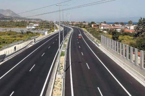 &Mu;&epsilon; &upsilon;&psi;&eta;&lambda;ό &kappa;&alpha;&iota; &epsilon;&pi;&iota;&tau;&alpha;&chi;&upsilon;&nu;ό&mu;&epsilon;&nu;&omicron; &rho;&upsilon;&theta;&mu;ό &eta; &kappa;&alpha;&tau;&alpha;&sigma;&kappa;&epsilon;&upsilon;ή &tau;&omicron;&upsilon; &alpha;&upsilon;&tau;&omicron;&kappa;&iota;&nu;&eta;&tau;ό&delta;&rho;&omicron;&mu;&omicron;&upsilon; &Pi;ά&tau;&rho;&alpha; &ndash; &Pi;ύ&rho;&gamma;&omicron;&sigmaf;