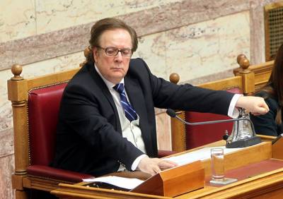 &Pi;έ&theta;&alpha;&nu;&epsilon; &omicron; &pi;&rho;ώ&eta;&nu; &beta;&omicron;&upsilon;&lambda;&epsilon;&upsilon;&tau;ή&sigmaf; &kappa;&alpha;&iota; &alpha;&nu;&tau;&iota;&pi;&rho;ό&epsilon;&delta;&rho;&omicron;&sigmaf; &tau;&eta;&sigmaf; &Beta;&omicron;&upsilon;&lambda;ή&sigmaf;, &Beta;&alpha;ΐ&tau;&sigma;&eta;&sigmaf; &Alpha;&pi;&omicron;&sigma;&tau;&omicron;&lambda;ά&tau;&omicron;&sigmaf;