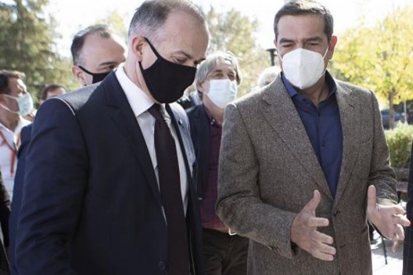 &Sigma;&tau;&omicron; &Pi;&alpha;&nu;&epsilon;&pi;&iota;&sigma;&tau;&eta;&mu;&iota;&alpha;&kappa;ό &Nu;&omicron;&sigma;&omicron;&kappa;&omicron;&mu;&epsilon;ί&omicron; &Iota;&omega;&alpha;&nu;&nu;ί&nu;&omega;&nu; &omicron; &Alpha;&lambda;έ&xi;&eta;&sigmaf; &Tau;&sigma;ί&pi;&rho;&alpha;&sigmaf;