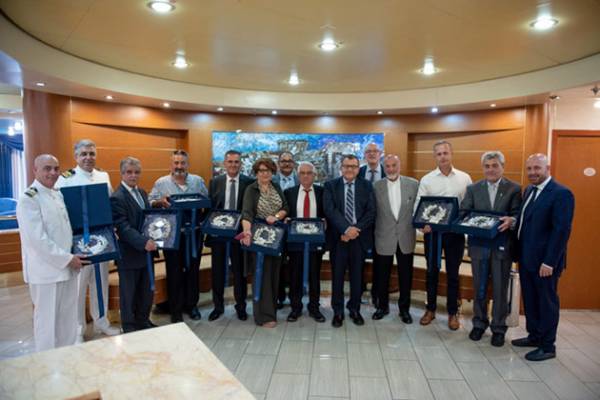 &Mu;&iota;&nu;&omega;&iota;&kappa;έ&sigmaf; &Gamma;&rho;&alpha;&mu;&mu;έ&sigmaf;: &Epsilon;&kappa;&delta;ή&lambda;&omega;&sigma;&eta; &gamma;&iota;&alpha; &tau;&omicron;&upsilon;&sigmaf; &alpha;&pi;&omicron;&chi;&omega;&rho;ή&sigma;&alpha;&nu;&tau;&epsilon;&sigmaf; &alpha;&xi;&iota;&omega;&mu;&alpha;&tau;&iota;&kappa;&omicron;ύ&sigmaf; &tau;&omega;&nu; &pi;&lambda;&omicron;ί&omega;&nu;