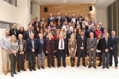 &Delta;&Upsilon;&Nu;&Alpha;&Mu;&Iota;&Sigma; &Alpha;.&Epsilon;.&Gamma;.&Alpha;.: &Alpha;&gamma;&iota;&alpha;&sigma;&mu;ό&sigmaf; &sigma;&tau;&omicron; &nu;έ&omicron; &sigma;ύ&gamma;&chi;&rho;&omicron;&nu;&omicron; &kappa;&tau;ή&rho;&iota;ό &tau;&eta;&sigmaf;