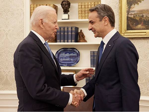 &Sigma;ή&mu;&epsilon;&rho;&alpha; &sigma;&tau;&iota;&sigmaf; 18.00 &eta; &iota;&sigma;&tau;&omicron;&rho;&iota;&kappa;ή &omicron;&mu;&iota;&lambda;ί&alpha; &tau;&omicron;&upsilon; &Kappa;&upsilon;&rho;. &Mu;&eta;&tau;&sigma;&omicron;&tau;ά&kappa;&eta; &sigma;&tau;&omicron; &Kappa;&omicron;&gamma;&kappa;&rho;έ&sigma;&omicron;