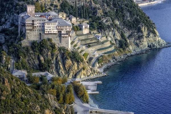Nέ&alpha; &sigma;&epsilon;&iota;&sigma;&mu;&iota;&kappa;ή &delta;ό&nu;&eta;&sigma;&eta; 4,5 &Rho;ί&chi;&tau;&epsilon;&rho; &nu;ό&tau;&iota;&omega;&sigmaf; &tau;&omicron;&upsilon; &Alpha;&gamma;ί&omicron;&upsilon; Ό&rho;&omicron;&upsilon;&sigmaf; &kappa;&alpha;&iota; &pi;&omicron;&lambda;&lambda;&omicron;ί &mu;&epsilon;&tau;&alpha;&sigma;&epsilon;&iota;&sigma;&mu;&omicron;ί