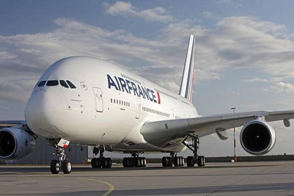 &Kappa;έ&rho;&delta;&eta; &gamma;&iota;&alpha; &tau;&eta;&nu; Air France-KLM &sigma;&tau;&omicron; &beta;΄ &tau;&rho;ί&mu;&eta;&nu;&omicron;
