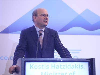 &Kappa;. &Chi;&alpha;&tau;&zeta;&eta;&delta;ά&kappa;&eta;&sigmaf;: &Sigma;&eta;&mu;&alpha;&nu;&tau;&iota;&kappa;ή &epsilon;&pi;&iota;&tau;&upsilon;&chi;ί&alpha; &eta; &alpha;&pi;&omicron;&kappa;&rho;&alpha;&tau;&iota;&kappa;&omicron;&pi;&omicron;ί&eta;&sigma;&eta; &tau;&eta;&sigmaf; &Epsilon;&theta;&nu;&iota;&kappa;ή&sigmaf; &Tau;&rho;ά&pi;&epsilon;&zeta;&alpha;&sigmaf;