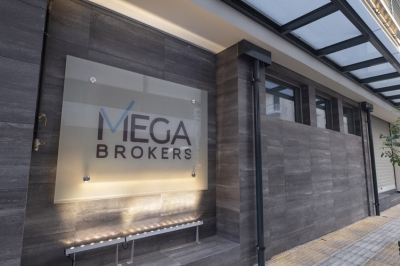 MEGA BROKERS: &Alpha;&sigma;&phi;&alpha;&lambda;ί&zeta;&epsilon;&iota; &gamma;&iota;&alpha; 3&eta; &sigma;&upsilon;&nu;&epsilon;&chi;ή &chi;&rho;&omicron;&nu;&iota;ά &tau;&omicron; Delphi Economic Forum