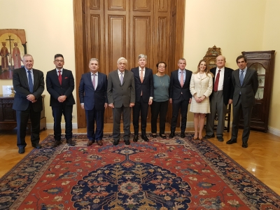 &Epsilon;&pi;ί&sigma;&kappa;&epsilon;&psi;&eta; &alpha;&nu;&tau;&iota;&pi;&rho;&omicron;&sigma;&omega;&pi;&epsilon;ί&alpha;&sigmaf; &tau;&eta;&sigmaf; &Epsilon;&Alpha;&Epsilon;&Epsilon; &sigma;&tau;&omicron;&nu; &Pi;&rho;ό&epsilon;&delta;&rho;&omicron; &tau;&eta;&sigmaf; &Delta;&eta;&mu;&omicron;&kappa;&rho;&alpha;&tau;ί&alpha;&sigmaf;
