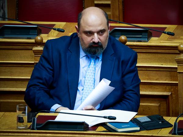&Pi;&alpha;&rho;&alpha;&iota;&tau;ή&theta;&eta;&kappa;&epsilon; &omicron; &Chi;&rho;ή&sigma;&tau;&omicron;&sigmaf; &Tau;&rho;&iota;&alpha;&nu;&tau;ό&pi;&omicron;&upsilon;&lambda;&omicron;&sigmaf; &alpha;&pi;ό &Gamma;&epsilon;&nu;&iota;&kappa;ό&sigmaf; &Gamma;&rho;&alpha;&mu;&mu;&alpha;&tau;έ&alpha;&sigmaf; &Pi;&omicron;&lambda;&iota;&tau;&iota;&kappa;ή&sigmaf; &Pi;&rho;&omicron;&sigma;&tau;&alpha;&sigma;ί&alpha;&sigmaf;