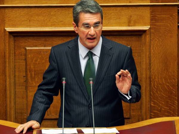 Novartis: &Omicron;&mu;ό&phi;&omega;&nu;&eta; &alpha;&pi;&alpha;&lambda;&lambda;&alpha;&gamma;ή &Lambda;&omicron;&beta;έ&rho;&delta;&omicron;&upsilon; &alpha;&pi;ό &tau;&eta;&nu; &kappa;&alpha;&tau;&eta;&gamma;&omicron;&rho;ί&alpha; &tau;&eta;&sigmaf; &delta;&omega;&rho;&omicron;&lambda;&eta;&psi;ί&alpha;&sigmaf;