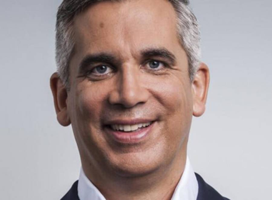 Commerzbank Mourns the Loss of Head of Communications Philipp Encz