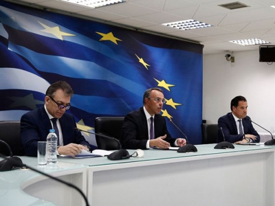 4&eta; &delta;έ&sigma;&mu;&eta; &mu;έ&tau;&rho;&omega;&nu; &sigma;&tau;ή&rho;&iota;&xi;&eta;&sigmaf; &tau;&eta;&sigmaf; &omicron;&iota;&kappa;&omicron;&nu;&omicron;&mu;ί&alpha;&sigmaf;: &Sigma;&tau;ή&rho;&iota;&xi;&eta; 800.000 &epsilon;&pi;&iota;&chi;&epsilon;&iota;&rho;ή&sigma;&epsilon;&omega;&nu; &kappa;&alpha;&iota; 700.000 &epsilon;&pi;&alpha;&gamma;&gamma;&epsilon;&lambda;&mu;&alpha;&tau;&iota;ώ&nu;