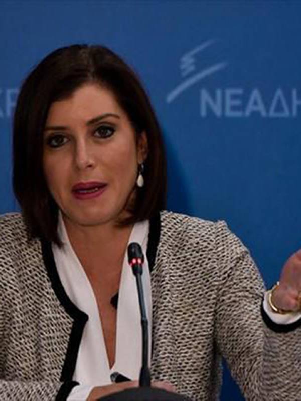 &Eta; Ά&nu;&nu;&alpha; &Mu;&iota;&sigma;έ&lambda; &Alpha;&sigma;&eta;&mu;&alpha;&kappa;&omicron;&pi;&omicron;ύ&lambda;&omicron;&upsilon; &epsilon;&kappa;&pi;&rho;ό&sigma;&omega;&pi;&omicron;&sigmaf; &Tau;ύ&pi;&omicron;&upsilon; &tau;&eta;&sigmaf; &Epsilon;&upsilon;&rho;&omega;&omicron;&mu;ά&delta;&alpha;&sigmaf; &tau;&eta;&sigmaf; &Nu;&Delta;