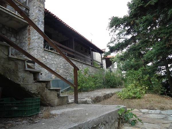 &Kappa;&omicron;&rho;&iota;&nu;&theta;ί&alpha;: &Delta;&iota;&alpha;&gamma;&omega;&nu;&iota;&sigma;&mu;ό&sigmaf; &gamma;&iota;&alpha; &tau;&eta;&nu; &epsilon;&kappa;&mu;ί&sigma;&theta;&omega;&sigma;&eta; &tau;&omicron;&upsilon; &Xi;&epsilon;&nu;ί&alpha; &sigma;&tau;&eta;&nu; &Kappa;&alpha;&sigma;&tau;&alpha;&nu;&iota;ά