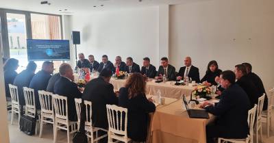 &Sigma;&upsilon;&mu;&phi;&omega;&nu;ί&alpha; &mu;&epsilon;&tau;&alpha;&xi;ύ &Epsilon;&lambda;&lambda;ά&delta;&alpha;&sigmaf; &kappa;&alpha;&iota; &Tau;&omicron;&upsilon;&rho;&kappa;ί&alpha;&sigmaf; &gamma;&iota;&alpha; &tau;&eta;&nu; &pi;ά&tau;&alpha;&xi;&eta; &tau;&omega;&nu; &epsilon;&gamma;&kappa;&lambda;&eta;&mu;&alpha;&tau;&iota;&kappa;ώ&nu; &delta;&iota;&kappa;&tau;ύ&omega;&nu; &pi;&alpha;&rho;ά&nu;&omicron;&mu;&eta;&sigmaf; &mu;&epsilon;&tau;&alpha;&nu;ά&sigma;&tau;&epsilon;&upsilon;&sigma;&eta;&sigmaf;