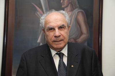 &Epsilon;&Delta;&Iota;&Pi;&Tau;: &Psi;ή&phi;&iota;&sigma;&mu;&alpha; &Delta;.&Sigma;. &gamma;&iota;&alpha; &tau;&omicron; &theta;ά&nu;&alpha;&tau;&omicron; &tau;&omicron;&upsilon; &Epsilon;&pi;&iota;&tau;ί&mu;&omicron;&upsilon; &Pi;&rho;&omicron;έ&delta;&rho;&omicron;&upsilon; &Beta;ά&iota;&omicron;&upsilon; &Sigma;&epsilon;&lambda;&lambda;&omicron;ύ&nu;&tau;&omicron;&upsilon;