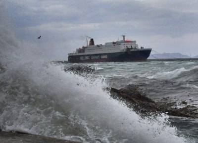 &Kappa;&alpha;&nu;&omicron;&nu;&iota;&kappa;ά &alpha;&pi;ό &tau;&omicron; &mu;&epsilon;&sigma;&eta;&mu;έ&rho;&iota; &tau;&alpha; &delta;&rho;&omicron;&mu;&omicron;&lambda;ό&gamma;&iota;&alpha; &pi;&lambda;&omicron;ί&omega;&nu; &alpha;&pi;ό &Pi;&epsilon;&iota;&rho;&alpha;&iota;ά &kappa;&alpha;&iota; &Lambda;&alpha;ύ&rho;&iota;&omicron; - A&pi;&alpha;&gamma;ό&rho;&epsilon;&upsilon;&sigma;&eta; &alpha;&pi;ό&pi;&lambda;&omicron;&upsilon; &alpha;&pi;ό &Rho;&alpha;&phi;ή&nu;&alpha;