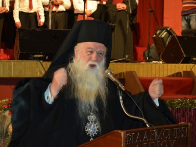 &Alpha;&mu;&beta;&rho;ό&sigma;&iota;&omicron;&sigmaf; &sigma;&epsilon; &Mu;&eta;&tau;&sigma;&omicron;&tau;ά&kappa;&eta;: &laquo;&Mu;&eta; &gamma;ί&nu;&epsilon;&sigma;&tau;&epsilon; &delta;&iota;ώ&kappa;&tau;&eta;&sigmaf; &tau;&omicron;&upsilon; &Chi;&rho;&iota;&sigma;&tau;&omicron;ύ&raquo;